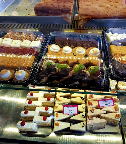 Comentarii opinii despre Codrina