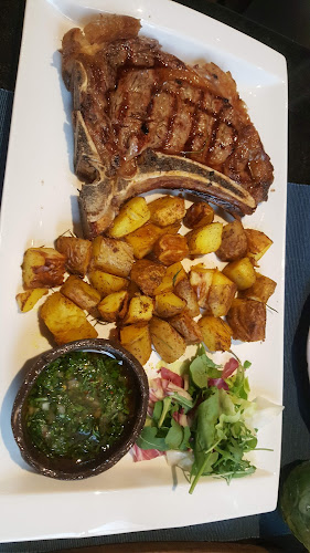 Comentarii opinii despre The Manor Restaurant & Lounge