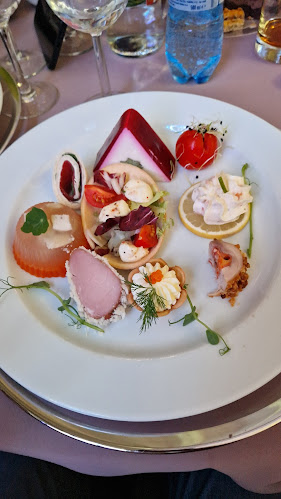 Laguna Resort - Gastronomie și ospitalitate