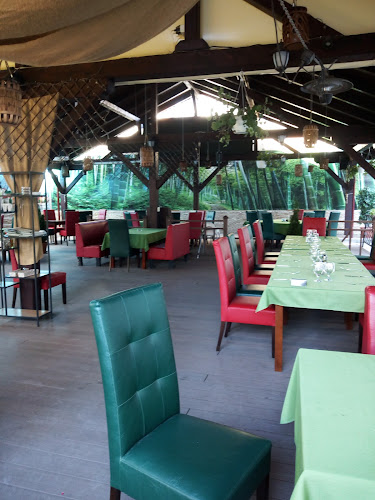 Jelen Haz - Gastronomie și ospitalitate