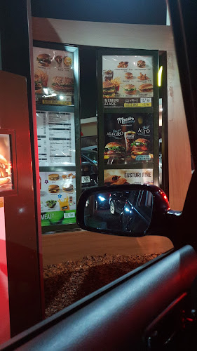 Opinii despre McDonald's în Craiova - Gastronomie și ospitalitate