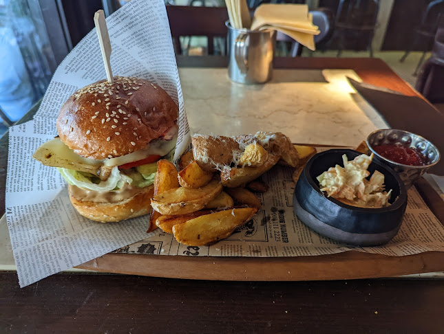 Comentarii opinii despre Salon Golescu