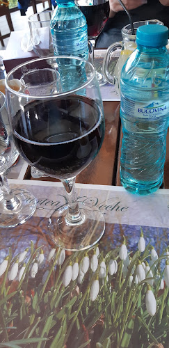 Curtea Veche - Gastronomie și ospitalitate