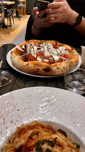 SARA Bistro Popa Petre - Gastronomie și ospitalitate