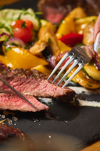 Alltime Bistro - Restaurant Din 1999 - Gastronomie și ospitalitate