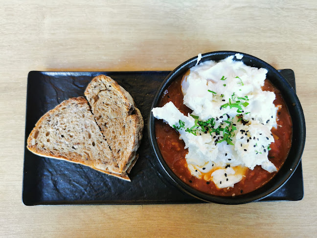 Opinii despre Neața Omlette Bistro în Timișoara - Gastronomie și ospitalitate