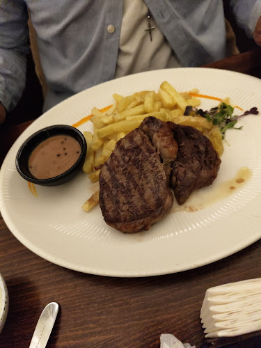 Comentarii opinii despre Caru' cu Bere