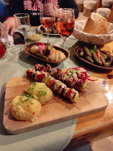 Șura Dacilor - Gastronomie și ospitalitate