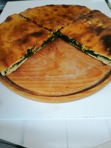 Opinii despre La Plăcinte Înainte în Deva - Gastronomie și ospitalitate