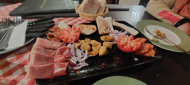 Opinii despre Restaurant Hanul cu Noroc Oradea în Oradea - Gastronomie și ospitalitate