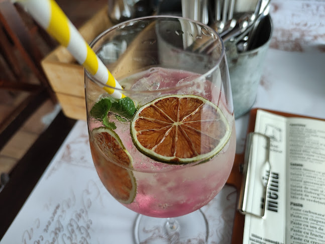 Opinii despre Blue Window în Slatina - Gastronomie și ospitalitate