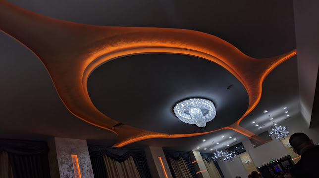 Str. Albești 30, Curtea de Argeș 115300