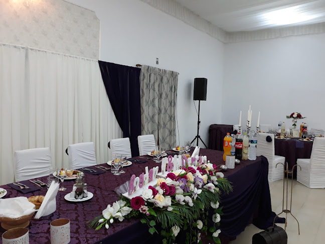 Comentarii opinii despre Redhouse Arad