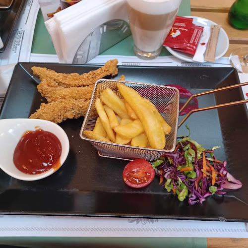 Opinii despre Gradina De Vara în Târgu Mureș - Gastronomie și ospitalitate