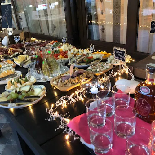 Opinii despre Majestic în Moroeni - Gastronomie și ospitalitate