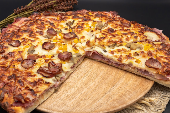 Crosta - Gastronomie și ospitalitate