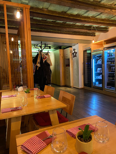 Hochmeister delikat'essen - Gastronomie și ospitalitate