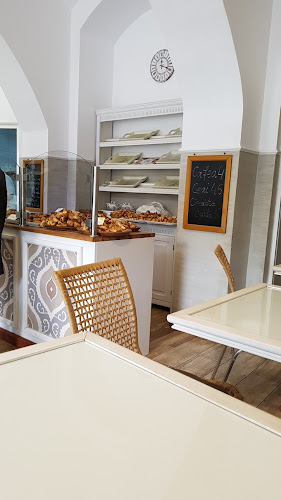 Comentarii opinii despre Patiseria Leon