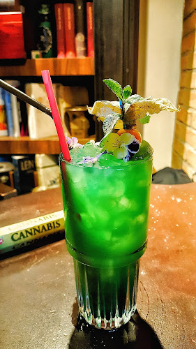 Comentarii opinii despre Bibliotheque Pub