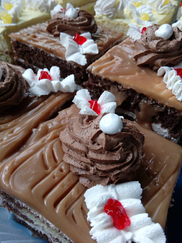 Opinii despre Ano & Nadine în Craiova - Gastronomie și ospitalitate