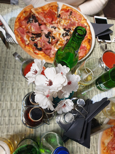 Opinii despre Restaurant & Pizzerie Aroma Copou în Vaslui - Gastronomie și ospitalitate