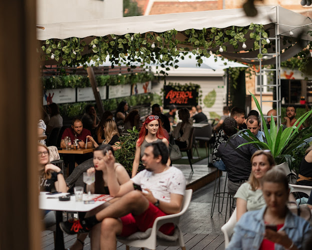 Comentarii opinii despre Mango Bar