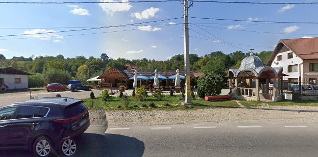 Restaurant "La Izvor", Moinesti
