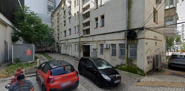 Un Băiat și o Fată Pitești